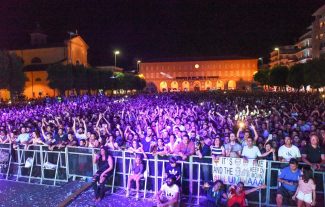 deejay-time-piazza-xx-settembre-civitanova-FDM-15-325x207