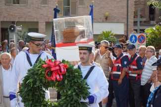 messa-e-processione-san-marone-civitanova-FDM-2-325x217