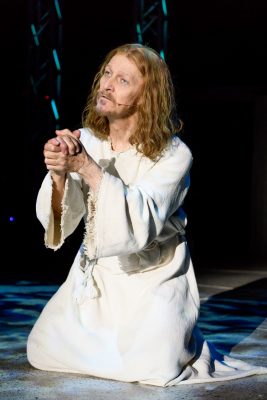 tec-jcs-rehearsal-270318_1034-267x400