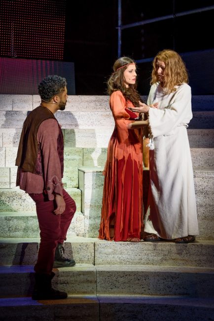 tec-jcs-rehearsal-270318_404-434x650