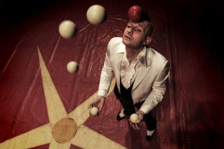 Mister-David-in-Crazy-Circus-Dream-1-325x217