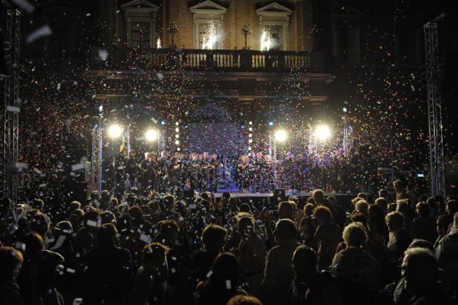 Festa-La-Compagnia-Piazza-Recanati-1-650x433
