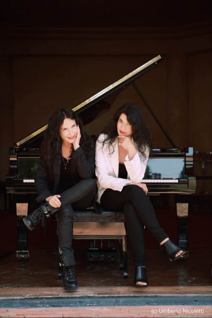 Katia-e-Marielle-Labèque-c-Umberto-Nicoletti