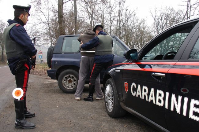 carabinieri-controlli-cc-arkiv-e1541948450739-650x432