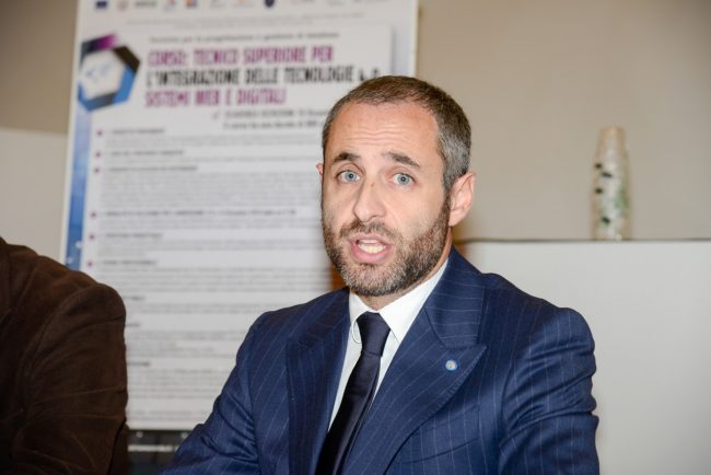 Confindustria_CorsoFormazione_FF-5-650x434