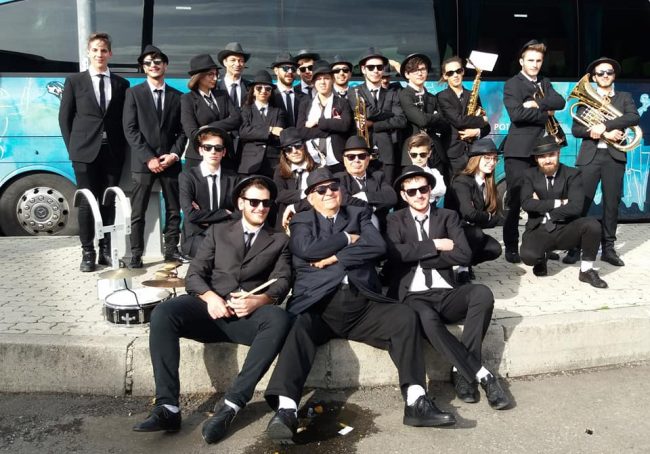 banda-al-completo