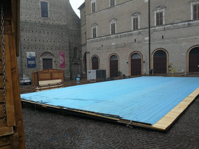 pista_pattinaggio_macerata-1-650x488