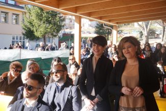 Le-educatrici-del-centro-per-linfanzia-Alessandra-Tirabassi-e-Alice-Moretti