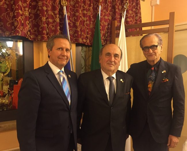 ROTARY-AUGURI-PRESIDENTI-IMG_7814-650x524