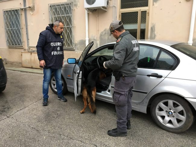 arresto-eroina-porto-recanati-1-650x488
