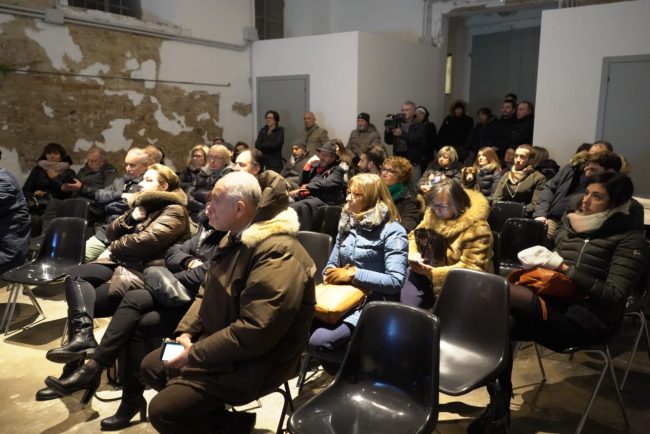 circolo-fotografico-provincia-di-macerata-magazzini-uto-3-650x434