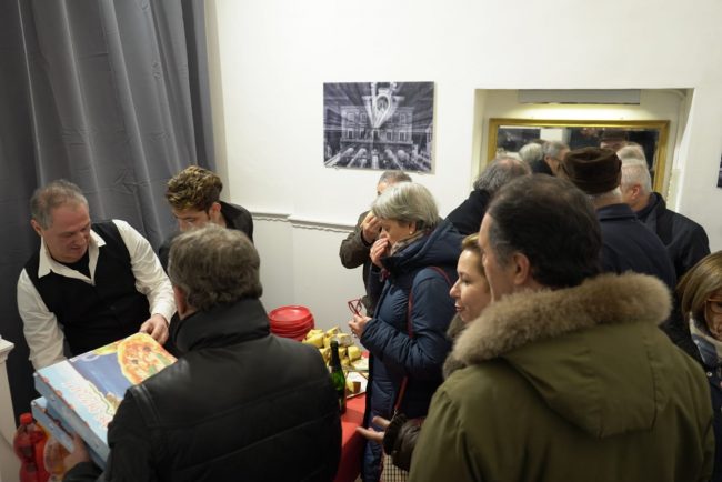 circolo-fotografico-provincia-di-maceratainaugurazione-10-650x434