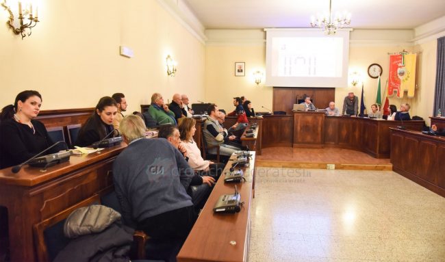 consiglio-comunale-dicembre-2918-civitanova-FDM-11-650x383