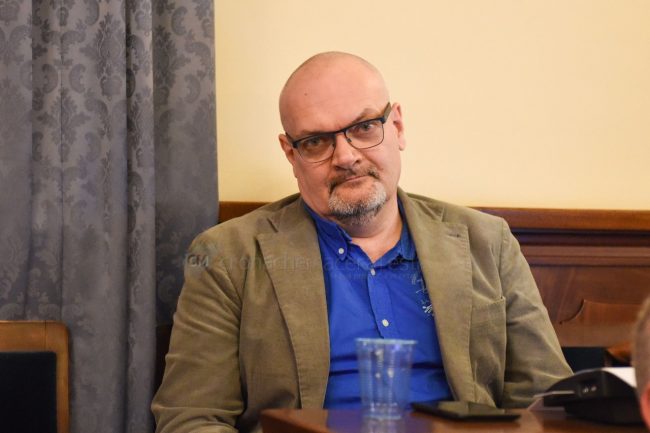 consiglio-comunale-dicembre-2918-stefano-mei-civitanova-FDM-6-650x433