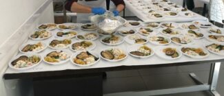 pranzo-natale-caritas-civitanova3-e1608813097582-325x140