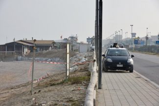 ritrovamento-ordigno-bellico-spiaggia-scossicci-porto-recanati-1-325x217