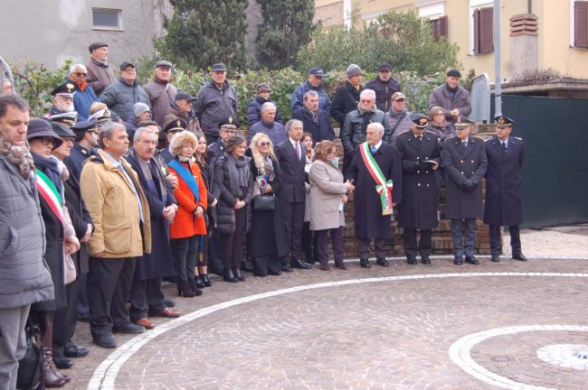 cerimonia-natale-mondo-porto-recanati-2-650x432