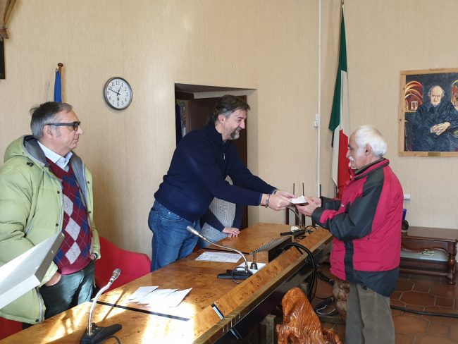 consegna-chiavi-appartamenti-erap-sarnano-8-650x488