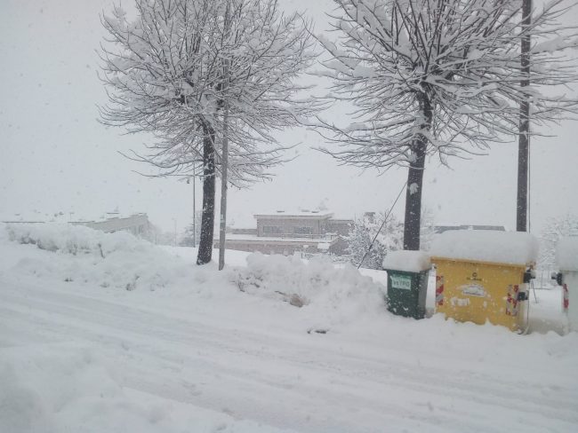 neve-11-gennaio-camerino-650x488