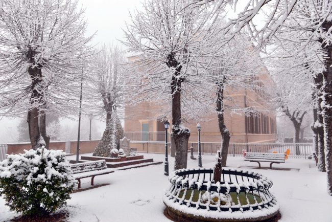 neve-11-gennaio-colmurano-650x434