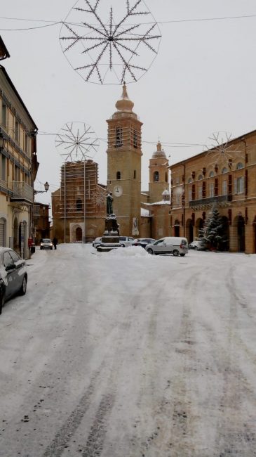 san-ginesio-neve-4-gennaio4-365x650