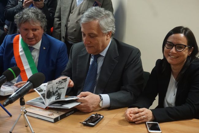Il-presidente-Tajani-il-sindaco-Pezzanesi-e-lassessore-Pupo