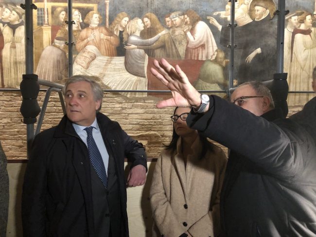 Il-presidente-Tajani-lassessore-Pupo-e-il-priore-Casciano
