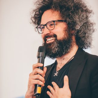 Simone-Cristicchi