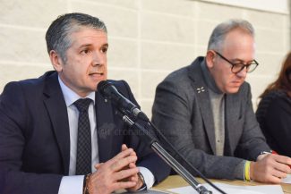 giorno-del-ricordo-consiglio-comunale-aperto-civitanova-FDM-3-325x217