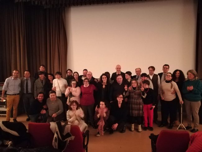 Gruppone-serata-proiezione