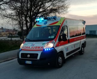 croce-verde-morrovalle-montecosaro-ambulanza-118-arkiv-e1554466199178-325x267