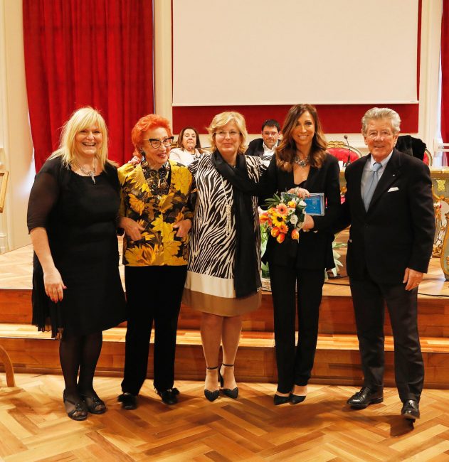 laura_ottaviani_premio-1-631x650