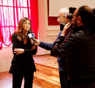 laura_ottaviani_premio-2-325x303