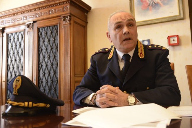 operazione-test-ufficio-immigrazione-3-650x433
