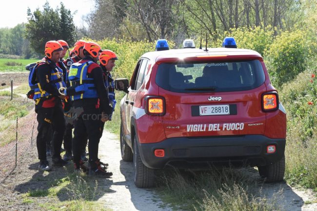 scomparso-recupero-corpo-potenza-picena-vdf-cc-FDM-3-650x433
