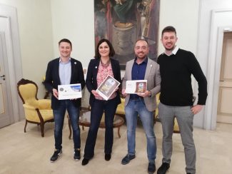 IMG_20190426_124830-325x244