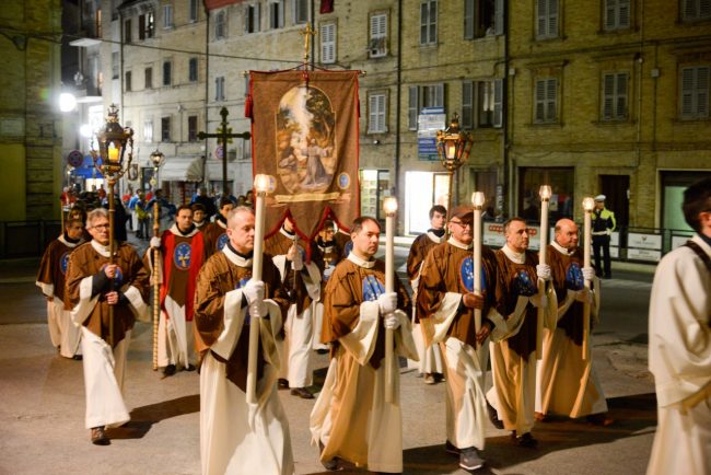 Processione_VenerdiSanto_FF-4-650x434