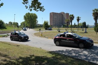 carabinieri-hotel-house-1-325x217
