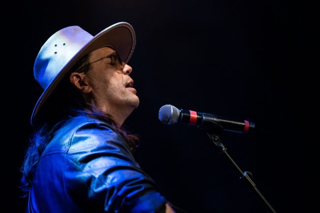 concerto-finalisti-musicultura-2019-teatro-persiani-recanati-gianluca-grignani-foto-ap-15-650x433