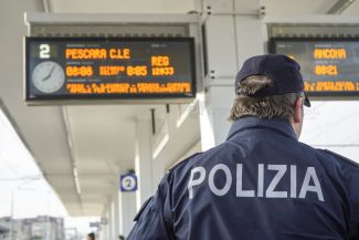 polizia-stazione-civitanova-treno-archivio-arkiv-FDM-1-325x217