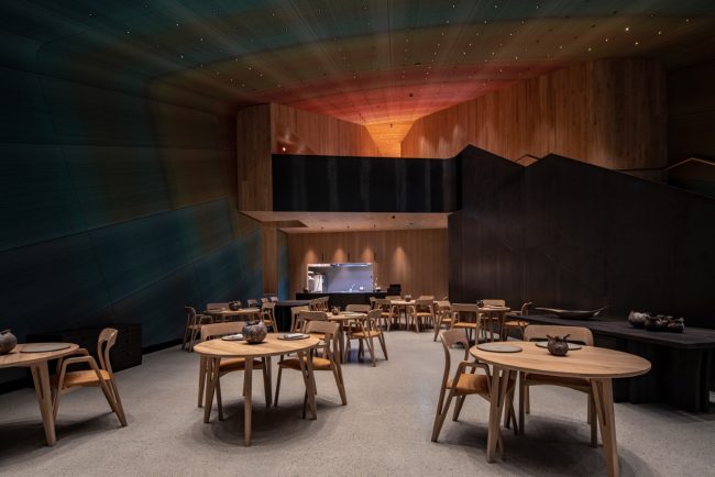 ristorante-under-guzzini-2-650x434