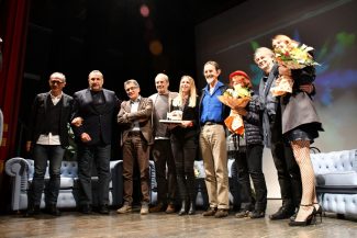 Da-sinistra-Denis-Curti-Maurizio-Galimberti-Graziano-Leoni-Vittorio-Salmoni-Luna-Simoncini-Giovanni-Gastel-Cristina-Ghergo-Piero-Gemelli-e-Sabrina-Colle