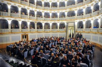 MacerataRacconta_Lucarelli_FF-1-325x216
