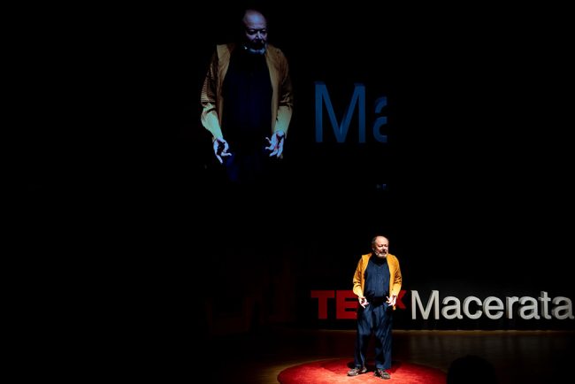 Tedx-8-650x434