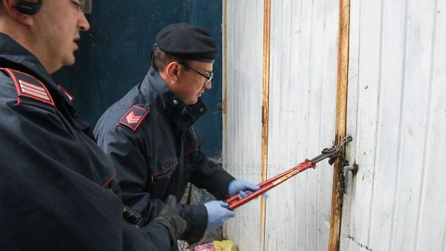 blitz-carabinieri-hotel-house-porto-recanati-FDM-21-650x366