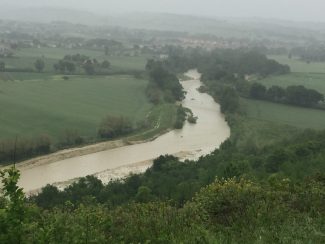 fiume-potenza-in-piena-4-325x244