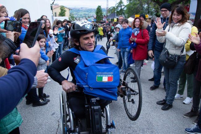 mondiale-paraciclismo-alex-zanardi-corridonia-2019-foto-ap-31-650x433