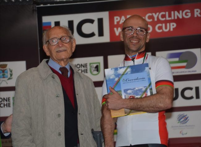 paraciclismo-10-650x476