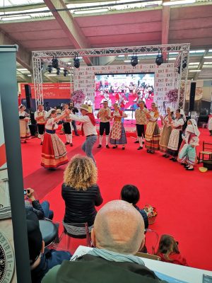 raci_chiusura_foto_valentina_cannone-7-300x400