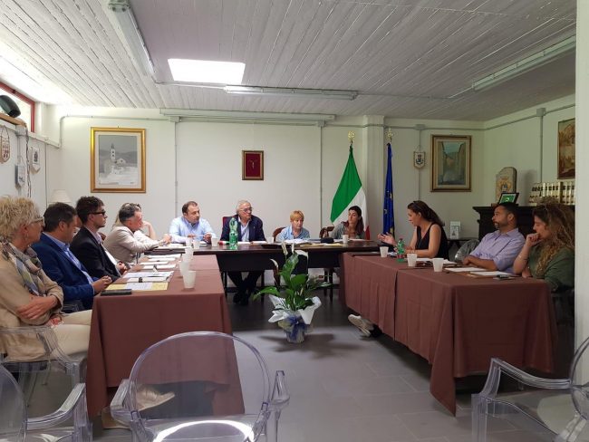 Foto-seduta-consiglio-comunale-15-06-2019-650x488